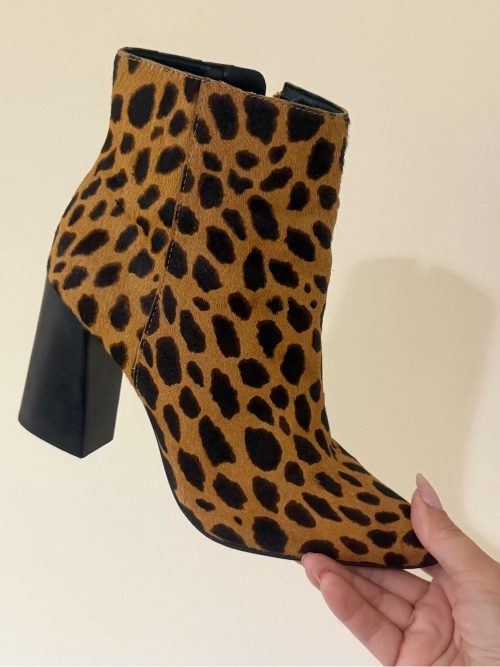 Vince Camuto vince camuto